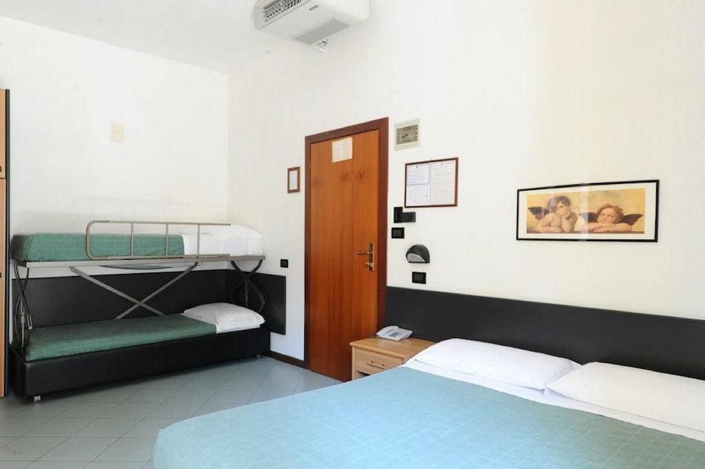 Hotel St Pierre Rimini Exterior photo