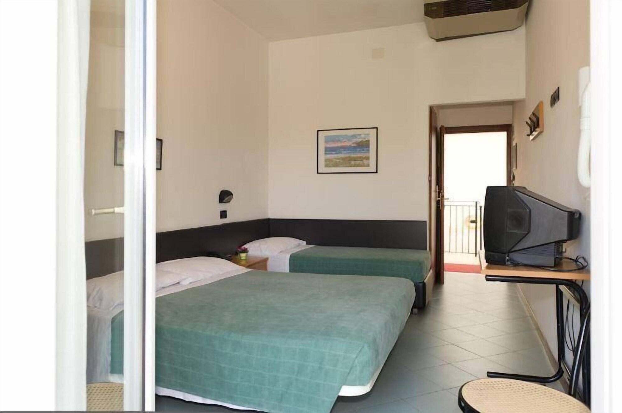 Hotel St Pierre Rimini Exterior photo