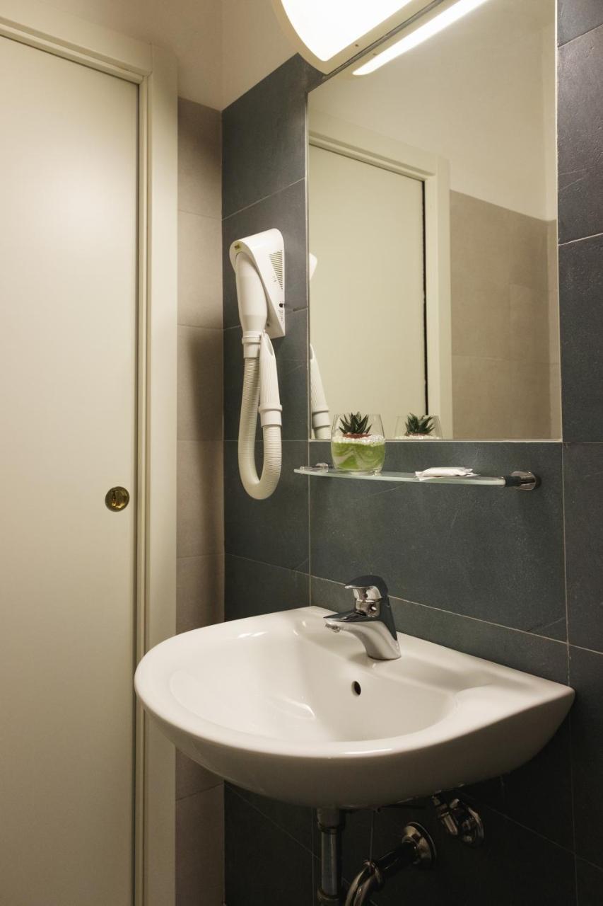 Hotel St Pierre Rimini Exterior photo
